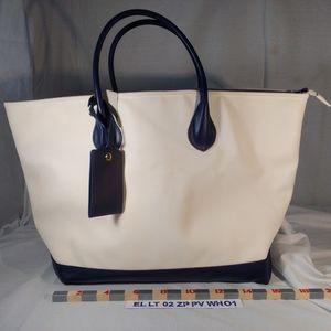 Estee Lauder Humongous White Shopping Tote     NWOT  §
